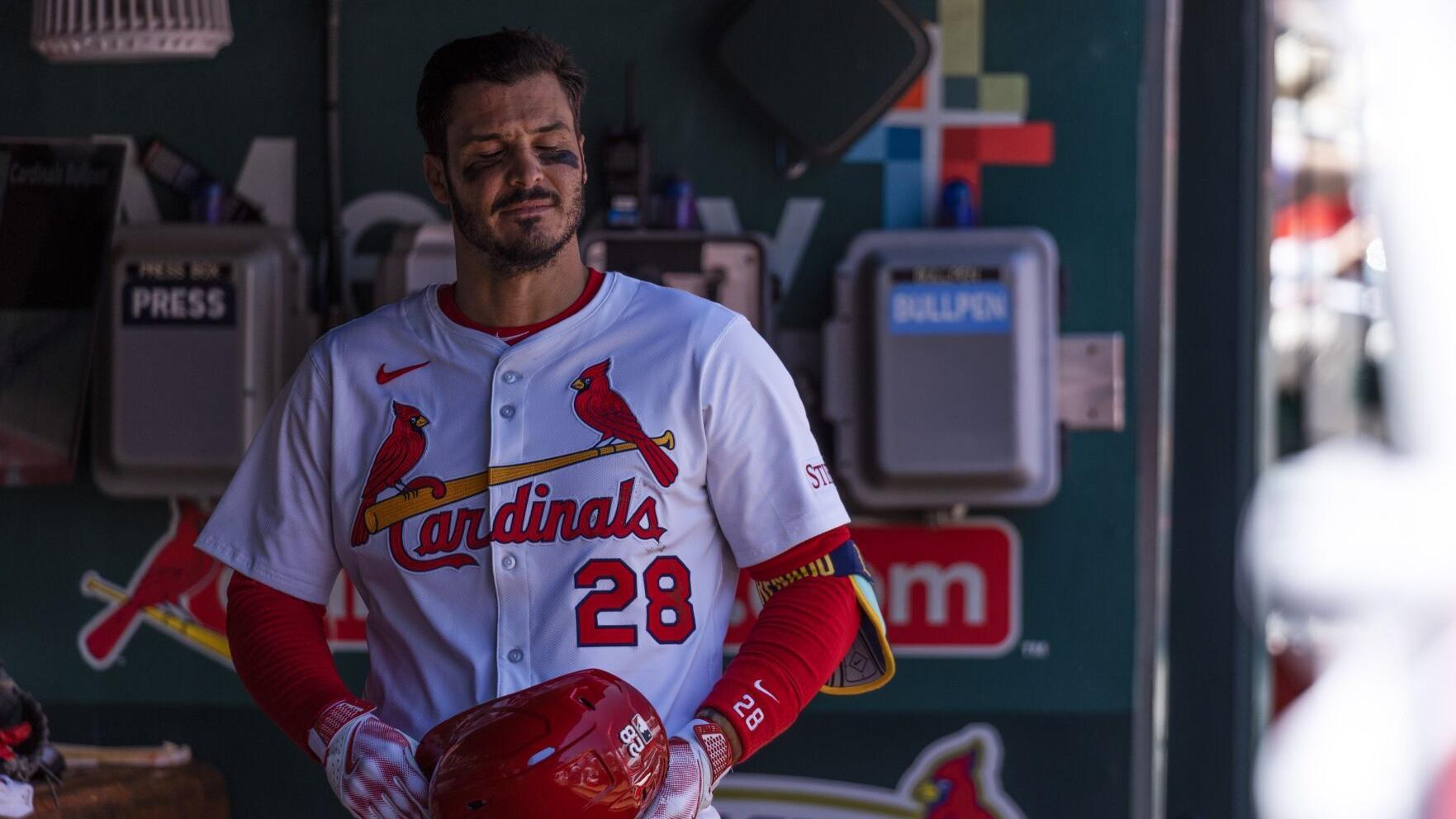 Dealing with shoulder pain, Nolan Arenado hopeful to return to lineup